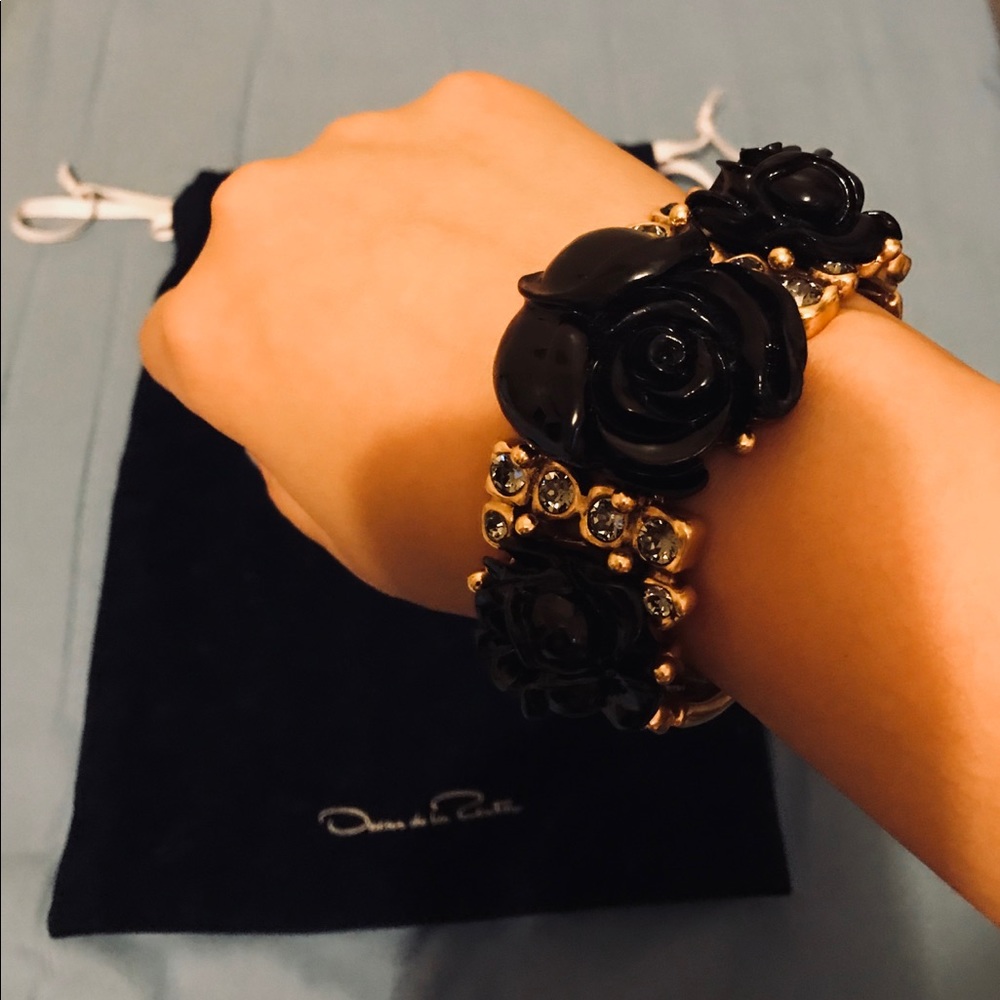 Gold plated flower bracelet